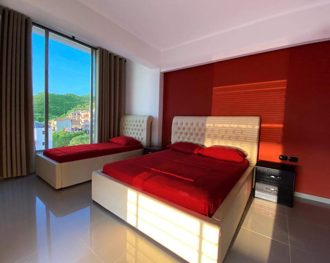Hotel Albsin Vlorë Exterior foto