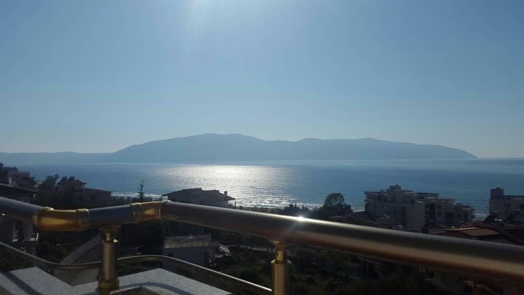 Hotel Albsin Vlorë Exterior foto
